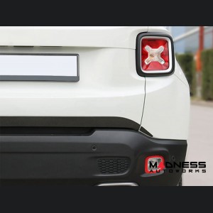 Jeep Renegade Lower Tailgate Trim - Carbon Fiber